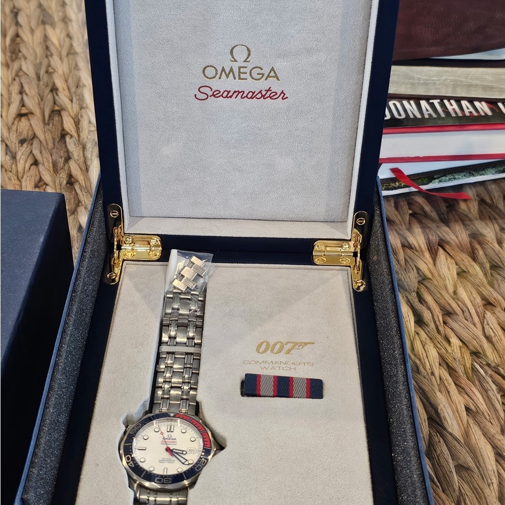 Omega Seamaster Steel Watch with White Dial and Blue & Red Accents James Bond